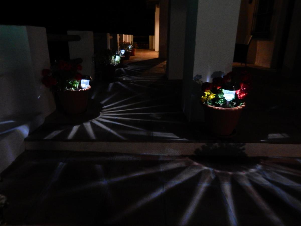 דירות Guaro Casa Del Limonero מראה חיצוני תמונה